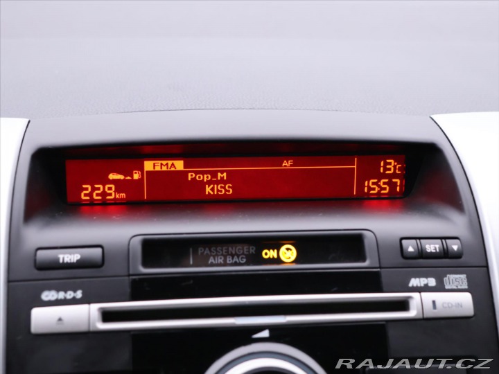 Kia Venga 1,4 CVVT 66kW CZ Klimatiz 2011