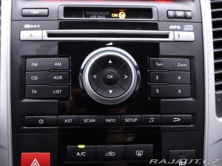 Kia Venga 1,4 CVVT 66kW CZ Klimatiz 2011