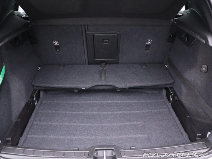 Volvo XC40 2,0 T4 Drive-E Momentum A 2019