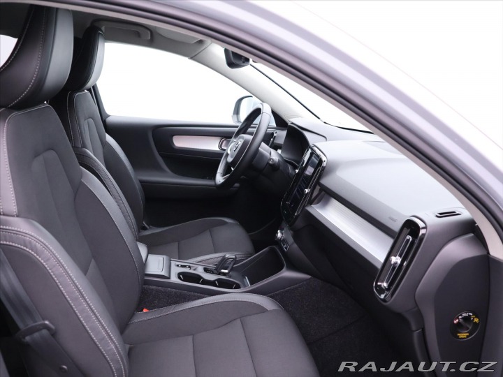 Volvo XC40 2,0 T4 Drive-E Momentum A 2019