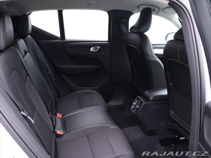 Volvo XC40 2,0 T4 Drive-E Momentum A 2019