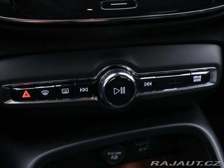 Volvo XC40 2,0 T4 Drive-E Momentum A 2019