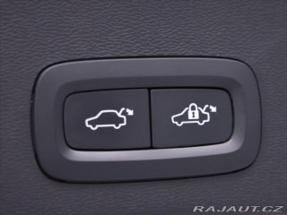 Volvo XC40 2,0 T4 Drive-E Momentum A 2019