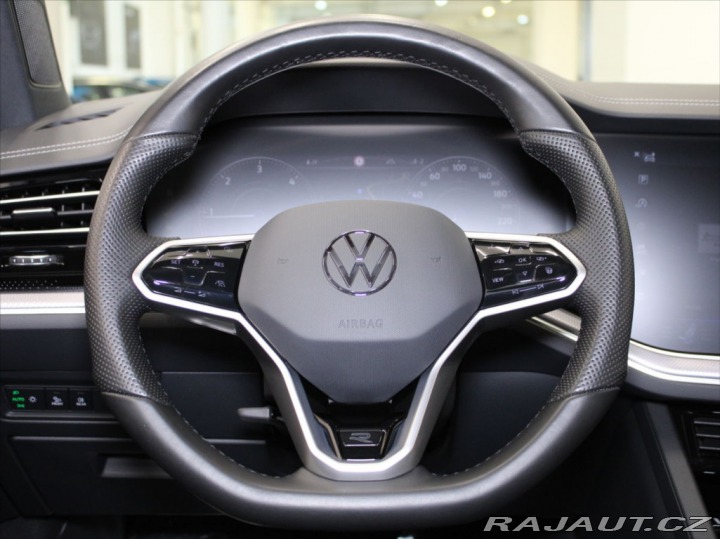 Volkswagen Touareg 3,0 TDi 210kW R-Line 68tk 2023