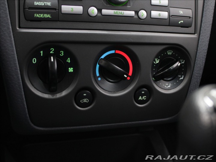 Ford Fusion 1,6 16V 74kW 1.majitel 10 2011