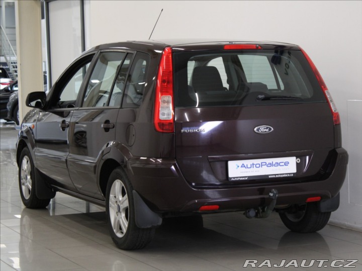 Ford Fusion 1,6 16V 74kW 1.majitel 10 2011