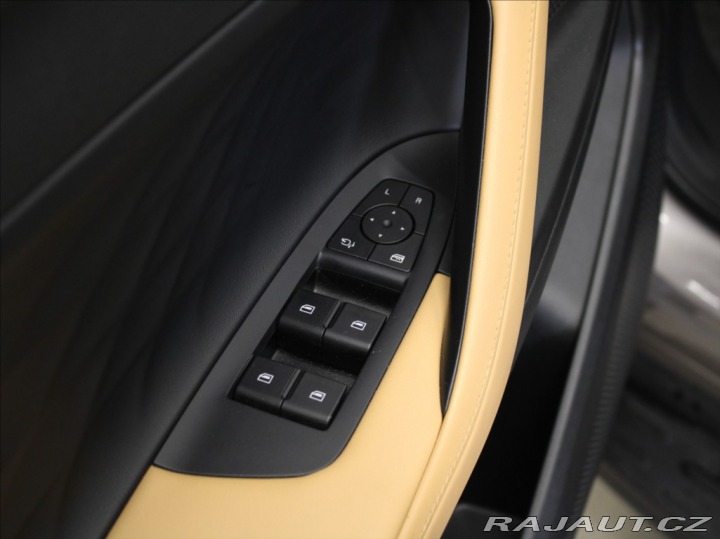 MG HS 1,5 PHEV 200kW Exclusive 2025