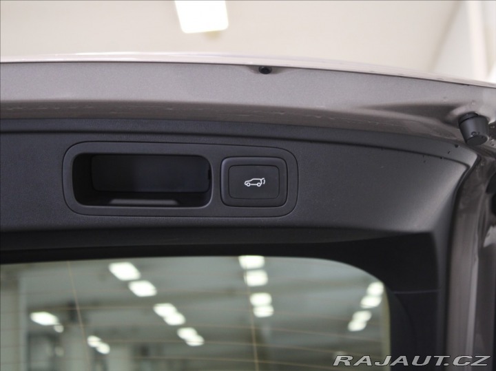 MG HS 1,5 PHEV 200kW Exclusive 2025