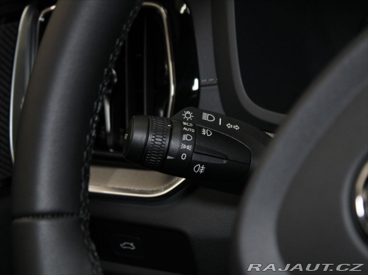 Volvo S60 2,0 B5 AWD AT Ultimate PA 2024