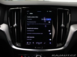 Volvo S60 2,0 B5 AWD AT Ultimate PA 2024