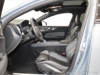 Volvo S60 2,0 B5 AWD AT Ultimate PA 2024