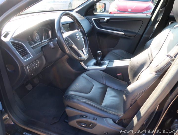 Volvo XC60 2,4 D5 AWD SUMMUM 2015