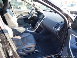 Volvo XC60 2,4 D5 AWD SUMMUM 2015