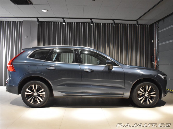 Volvo XC60 2,0 B4 AWD Momentum Pro B 2021