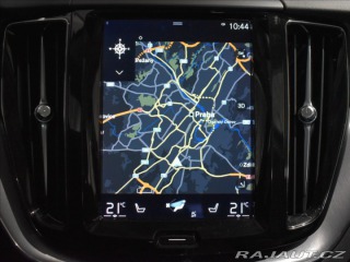 Volvo XC60 2,0 B4 AWD Momentum Pro B 2021