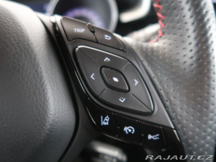 Toyota C-HR 2.0Hybrid,CZ,1Maj,Selecti 2021