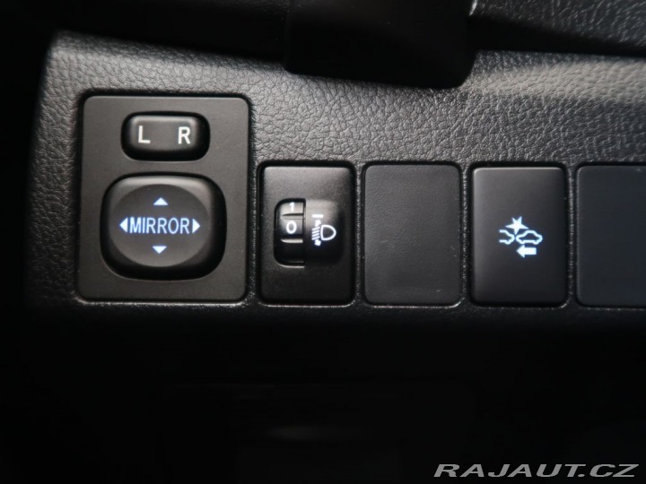 Toyota Corolla 1.6i,CZ,1Maj,Comfort Tech 2018