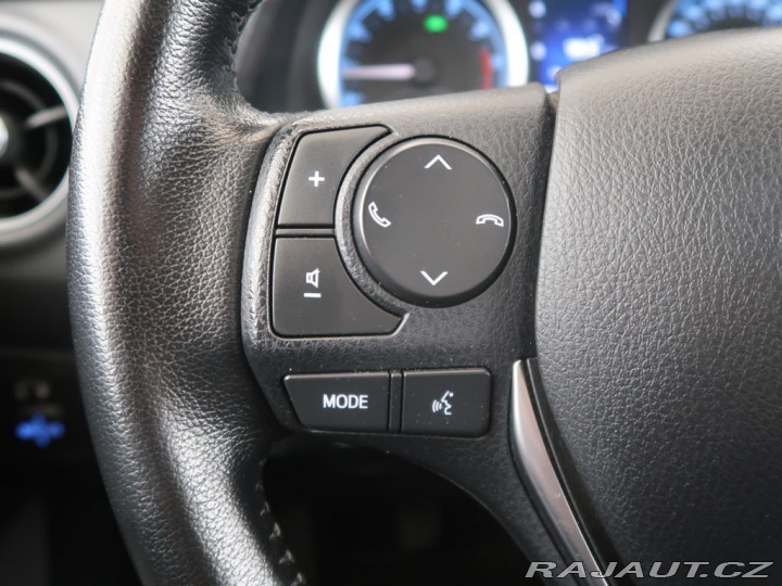 Toyota Corolla 1.6i,CZ,1Maj,Comfort Tech 2018