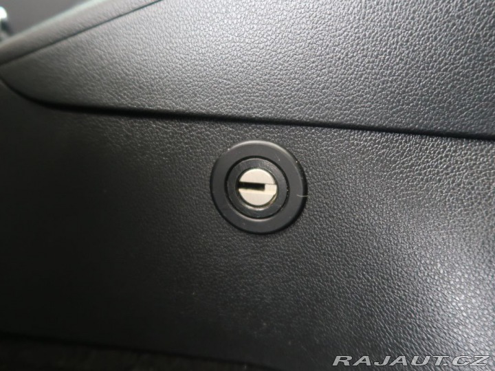 Škoda Rapid 1.6TDi,66kW,CZ,Manuál 2015