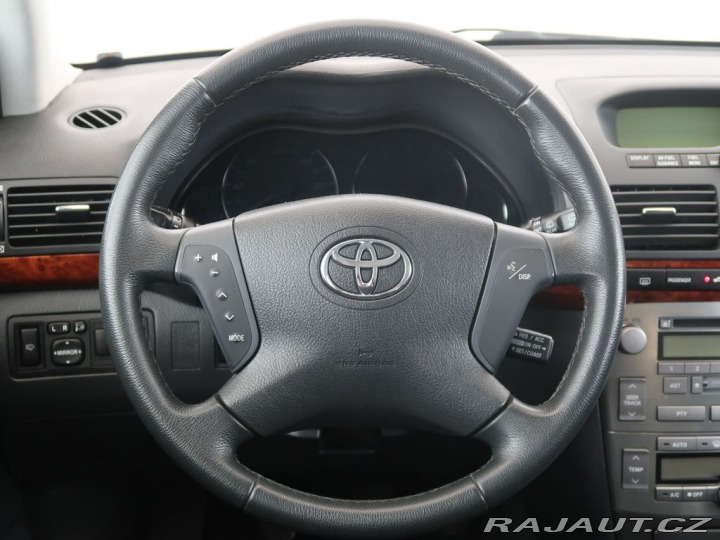 Toyota Avensis 2.0VVT-i,108kW,CZ,Manuál 2003