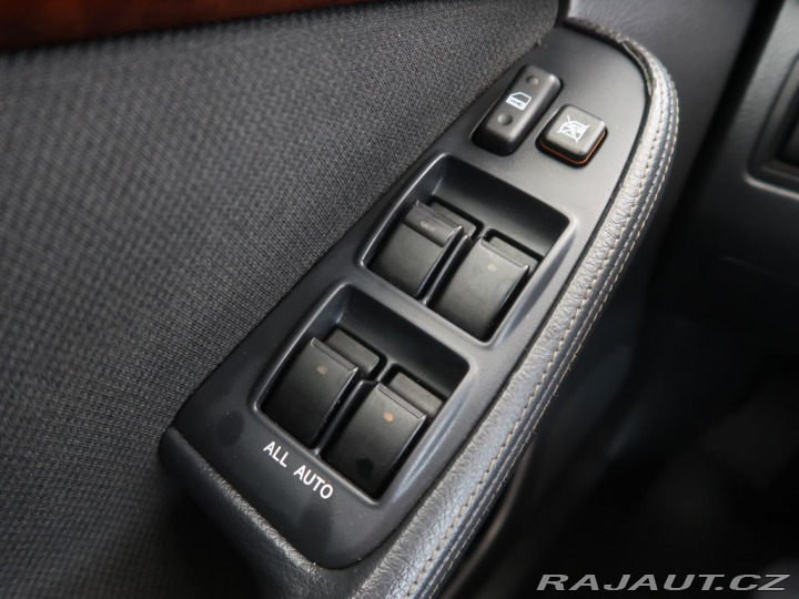 Toyota Avensis 2.0VVT-i,108kW,CZ,Manuál 2003