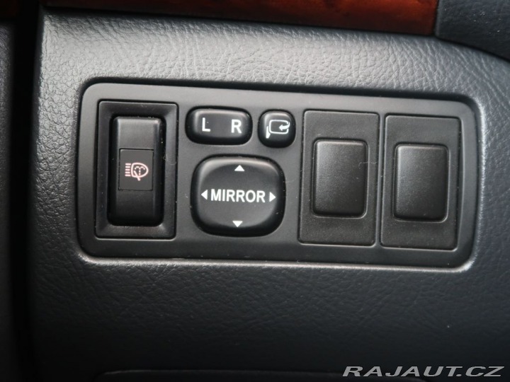 Toyota Avensis 2.0VVT-i,108kW,CZ,Manuál 2003