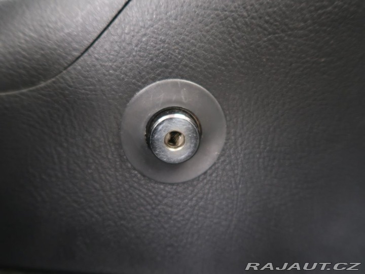 Toyota Avensis 2.0VVT-i,108kW,CZ,Manuál 2003