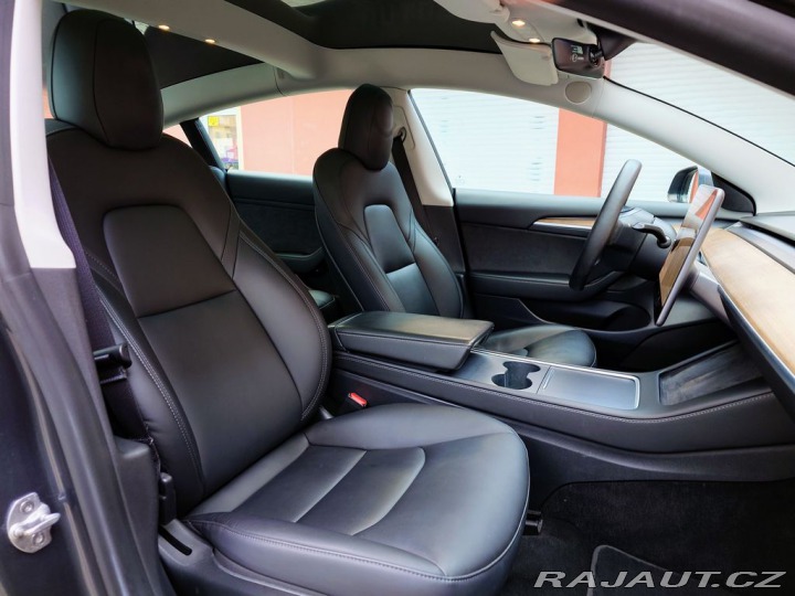 Tesla Model 3 D.M Long Range 366 kW REZ 2021