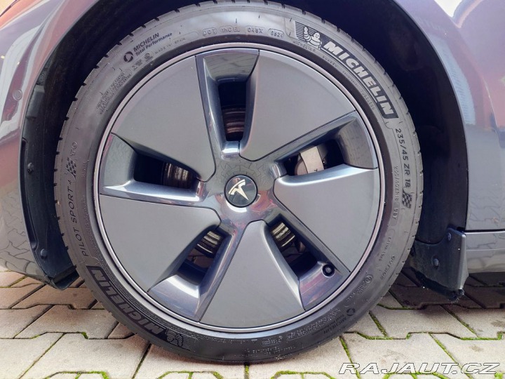 Tesla Model 3 D.M Long Range 366 kW REZ 2021