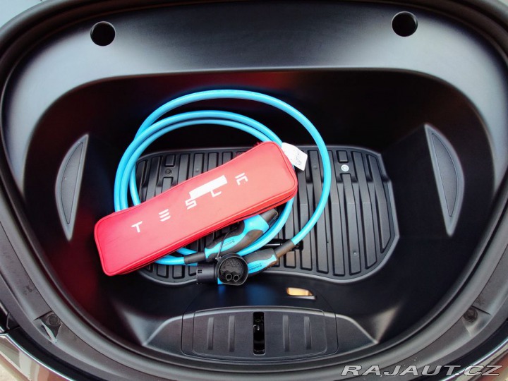 Tesla Model 3 D.M Long Range 366 kW REZ 2021