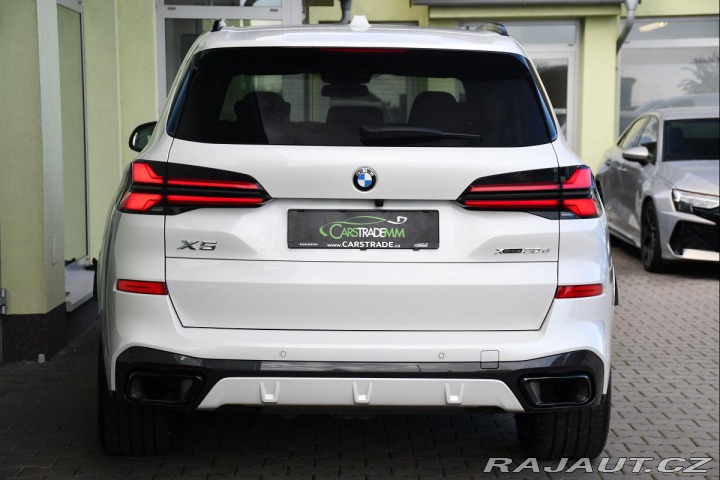 BMW X5 xD30d M-SPORT FL REZERVAC 2024