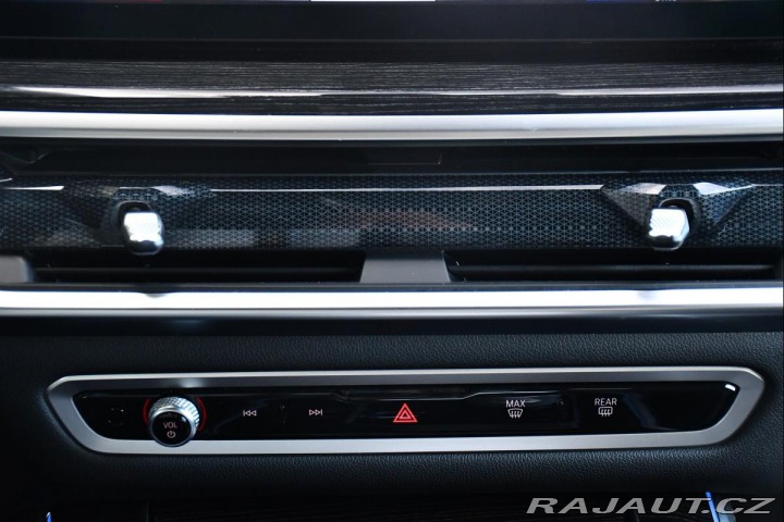 BMW X5 xD30d M-SPORT FL REZERVAC 2024