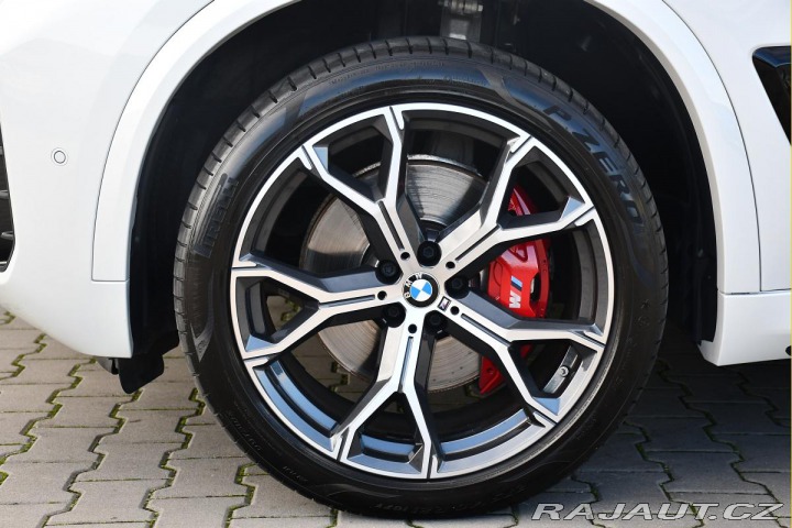 BMW X5 xD30d M-SPORT REZERVACE 2024