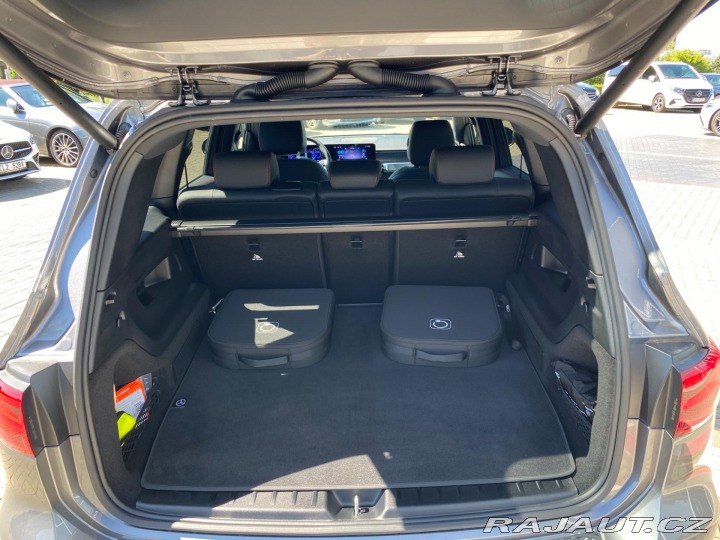 Mercedes-Benz EQB 300 4MATIC 2025