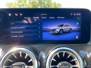 Mercedes-Benz EQB 300 4MATIC 2025