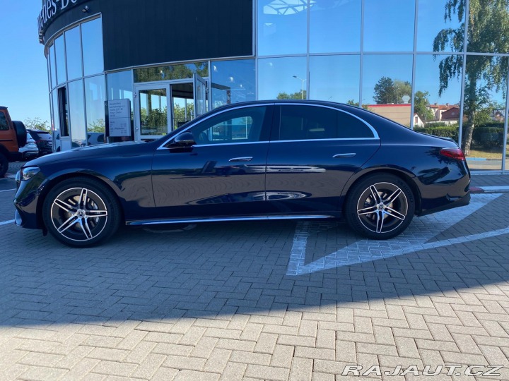 Mercedes-Benz E E 220 D 4MATIC 2025