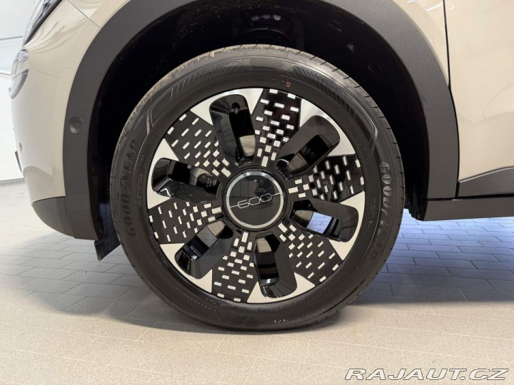 Fiat 600 La Prima 1.2 Turbo Hybrid 2025