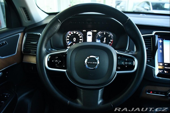 Volvo XC90 D4 INSCRIPTION PANO TAŽNÉ 2018
