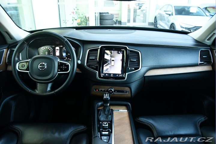 Volvo XC90 D4 INSCRIPTION PANO TAŽNÉ 2018