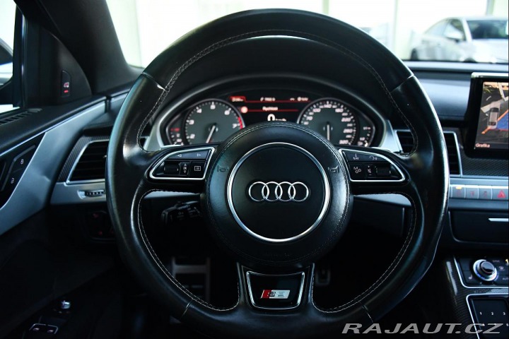 Audi S8 4.0TFSi V8T 2016