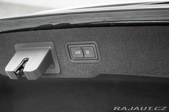 Audi A8 50 TDI QUATTRO*MAX.VÝBAVA 2017