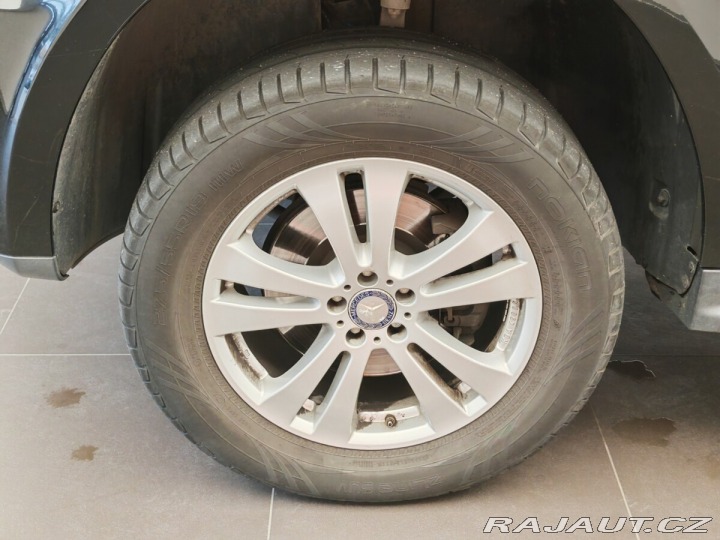 Mercedes-Benz GL 450 2011