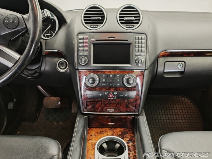 Mercedes-Benz GL 450 2011