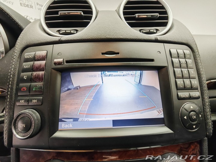 Mercedes-Benz GL 450 2011