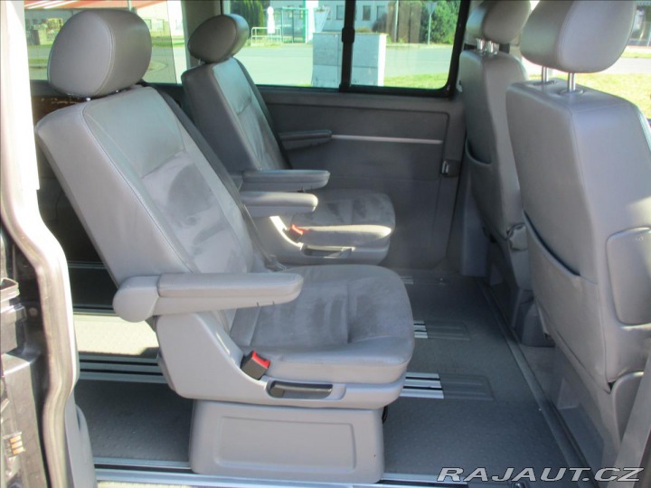 Volkswagen Multivan 2,5 TDi 128kw DSG Klimatr 2005