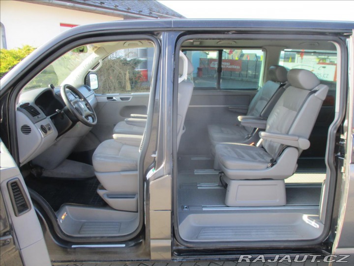 Volkswagen Multivan 2,5 TDi 128kw DSG Klimatr 2005
