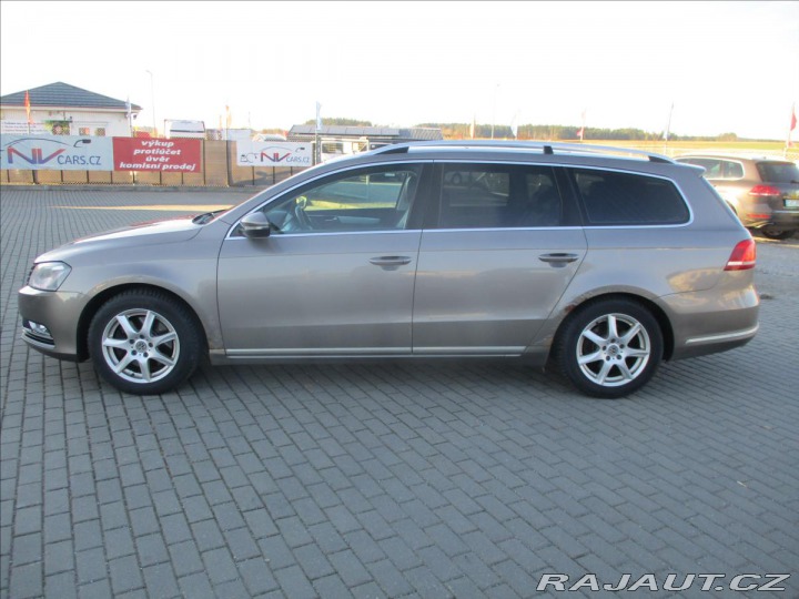 Volkswagen Passat 2,0 TDi CR 103kw 4x4 High 2011