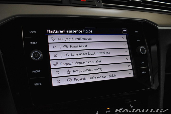 Volkswagen Passat 2.0 TSI ELEGANCE*DPH*ČR 1 2022