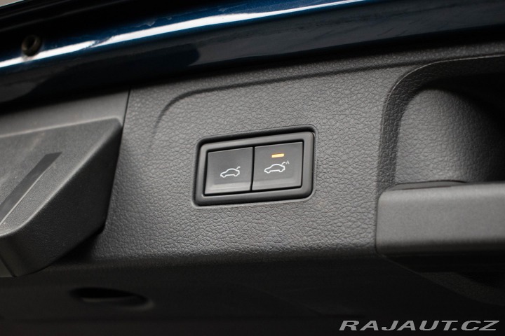 Volkswagen Passat 2.0 TSI ELEGANCE*DPH*ČR 1 2022