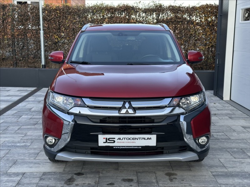 Mitsubishi Outlander 2,0 150PS Edition 100 A/